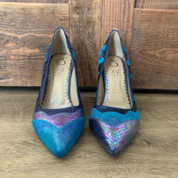 Sara Melissa Blue Wave Holo Handmade Heels - Picture 2 of 4